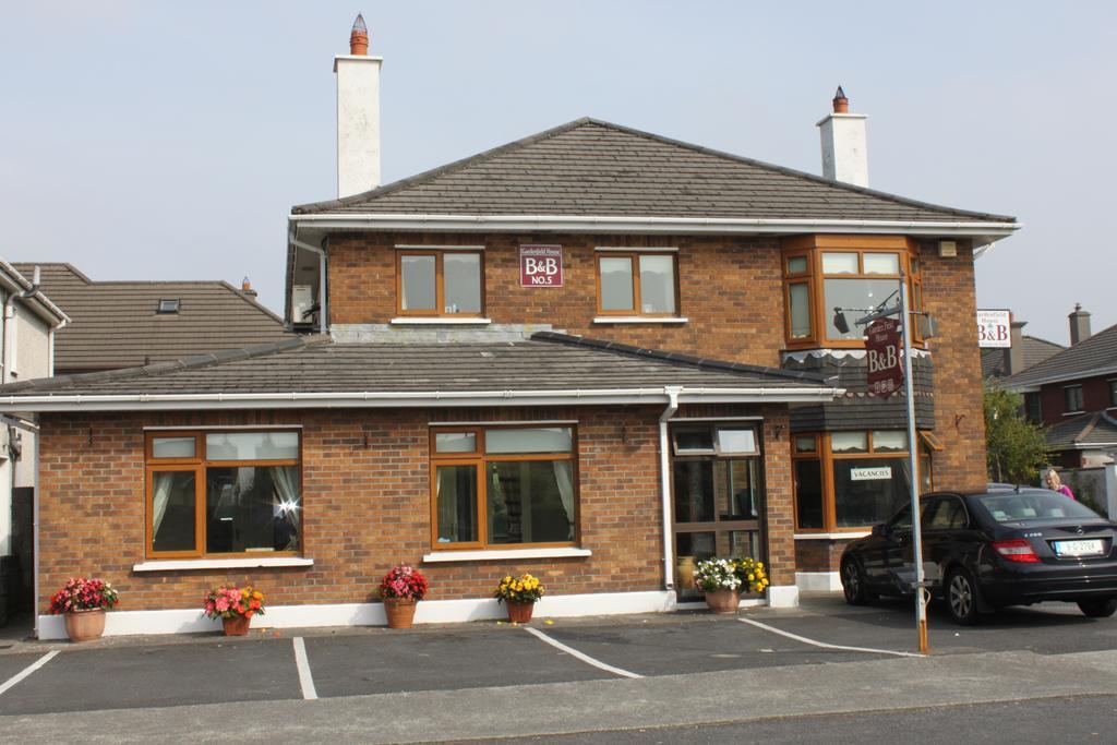 Gardenfield House Bed & Breakfast H91Vh02 Galway Exteriör bild